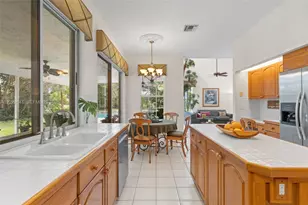 3755 Lancewood Dr, Coral Springs, FL 33065 - Photo 9