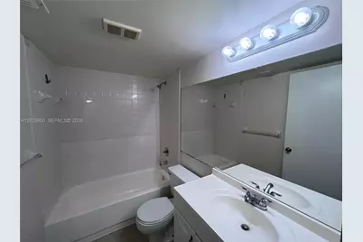 640 S Park Rd #14-4, Hollywood, FL 33021 - Photo 11