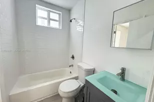 321 SW 9th Ave, Miami, FL 33130 - Photo 7
