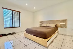 8045 SW 107th Ave, Miami, FL 33173 - Photo 11