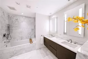 1451 Brickell Ave, Miami, FL 33131 - Photo 15