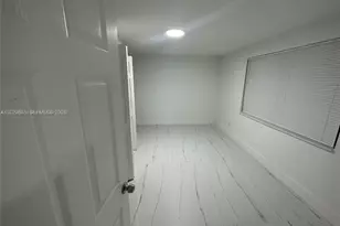 2745 SW 34th Ave, Miami, FL 33133 - Photo 5