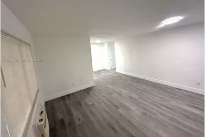 12195 W Dixie Hwy #6E, North Miami, FL 33161 - Photo 5