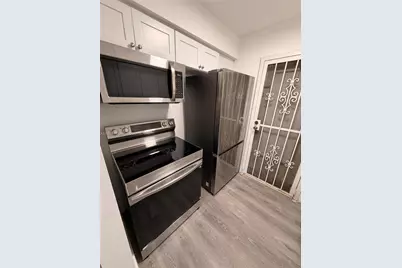 12195 W Dixie Hwy #6E, North Miami, FL 33161 - Photo 15