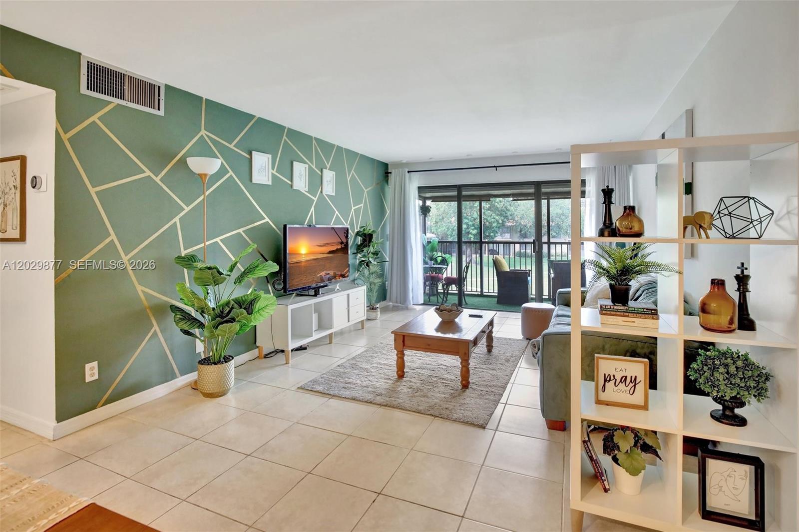 5821 Washington St #30 - 5821 Washington St #30, Hollywood, FL 33023 Luxury Property | Jose Angel Pina
