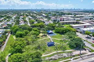 5821 Washington St, Hollywood, FL 33023 - Photo 17