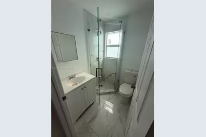 729 SW 3rd St #4, Miami, FL 33130 - Photo 5