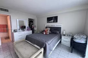 11780 SW 18th St, Miami, FL 33175 - Photo 13