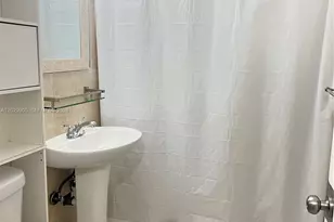 1401 E 8th Ave, Hialeah, FL 33010 - Photo 11