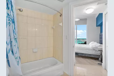 1750 N Bayshore Dr #5601, Miami, FL 33132 - Photo 21
