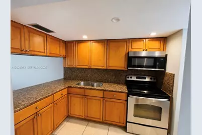 2778 W 60th St #45, Hialeah, FL 33016 - Photo 7