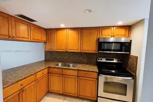 2778 W 60th St, Hialeah, FL 33016 - Photo 7
