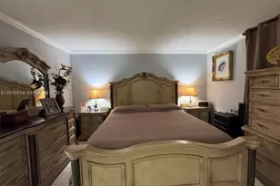 11780 SW 18th St, Miami, FL 33175 - Photo 13