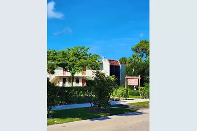 8701 SW 141st St #H6, Palmetto Bay, FL 33176 - Photo 1