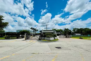 11040 SW 196th St, Cutler Bay, FL 33157 - Photo 49