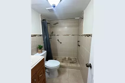 1075 W 68th St #309, Hialeah, FL 33014 - Photo 5