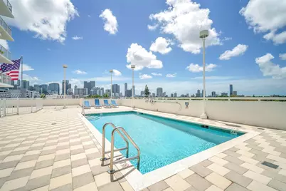900 SW 8th St #1103, Miami, FL 33130 - Photo 15