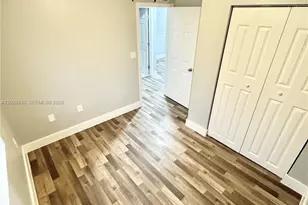 930 NW 2nd St, Fort Lauderdale, FL 33311 - Photo 13