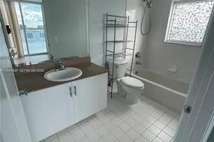 60 NW 37th Ave, Miami, FL 33125 - Photo 9