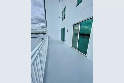 60 NW 37th Ave #400, Miami, FL 33125 - Photo 11