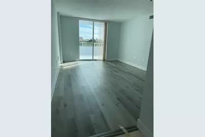 60 NW 37th Ave #400, Miami, FL 33125 - Photo 3