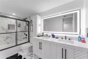10900 SW 104th St, Miami, FL 33176 - Photo 11