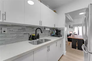 10900 SW 104th St, Miami, FL 33176 - Photo 5