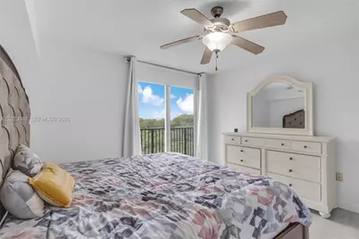 520 SE 5th Ave #1307, Fort Lauderdale, FL 33301 - Photo 17