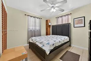 18930 NW 44th Ct, Miami Gardens, FL 33055 - Photo 9