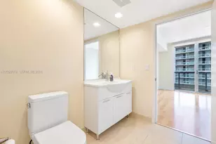 475 Brickell Ave, Miami, FL 33131 - Photo 21