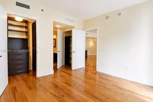 475 Brickell Ave, Miami, FL 33131 - Photo 17