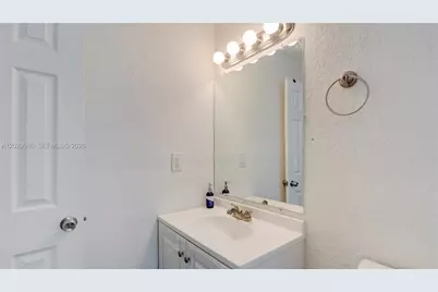2510 NE 9th Ave, Pompano Beach, FL 33064 - Photo 31