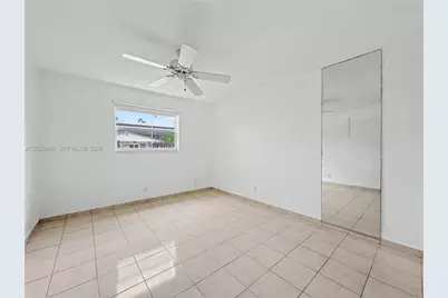 700 Layne Blvd #104, Hallandale Beach, FL 33009 - Photo 13