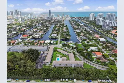 700 Layne Blvd #104, Hallandale Beach, FL 33009 - Photo 7
