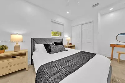 813 NE 17th St, Fort Lauderdale, FL 33305 - Photo 21