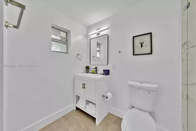 813 NE 17th St, Fort Lauderdale, FL 33305 - Photo 61