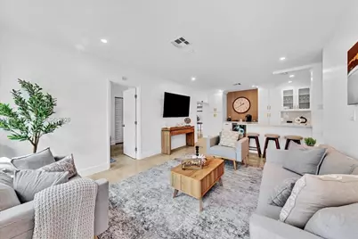 813 NE 17th St, Fort Lauderdale, FL 33305 - Photo 3