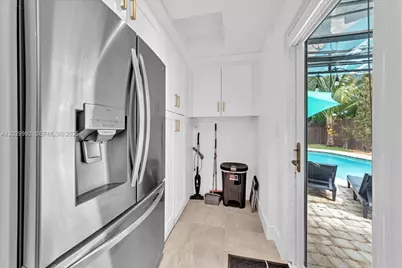 813 NE 17th St, Fort Lauderdale, FL 33305 - Photo 49