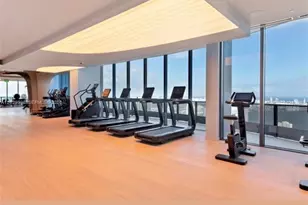 1000 Brickell Plaza, Miami, FL 33131 - Photo 9