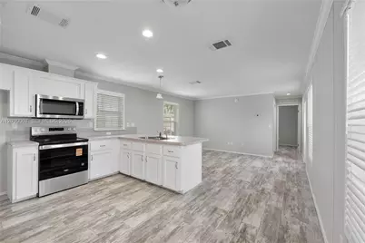 5530 SW 32nd Ter, Dania Beach, FL 33312 - Photo 15