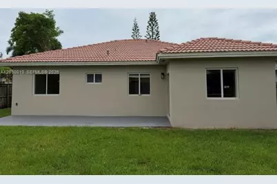 706 SE 14th Ave, Homestead, FL 33033 - Photo 11