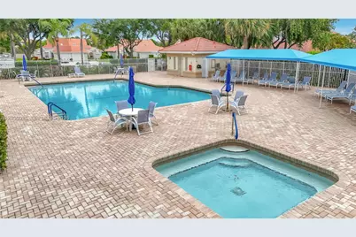 5591 Royal Lake Cir, Boynton Beach, FL 33437 - Photo 45