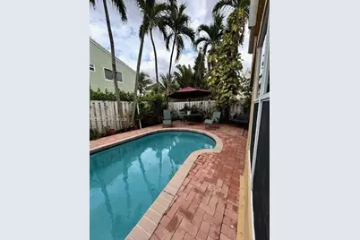965 SW 102nd Ter, Pembroke Pines, FL 33025 - Photo 69