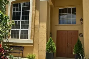 965 SW 102nd Terrace, Pembroke Pines, FL 33025 - Photo 3