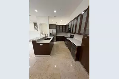 1125 Satinleaf St, Hollywood, FL 33019 - Photo 7