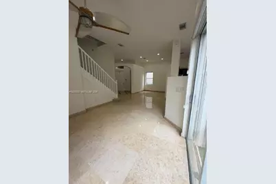 1125 Satinleaf St, Hollywood, FL 33019 - Photo 5