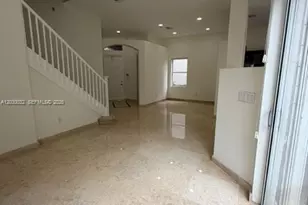 1125 Satinleaf St, Hollywood, FL 33019 - Photo 5