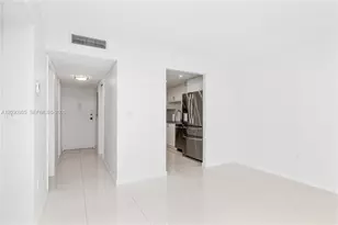 210 Sea View Dr, Key Biscayne, FL 33149 - Photo 7