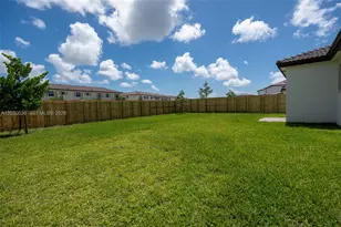 2485 SE 29th Dr, Homestead, FL 33035 - Photo 15
