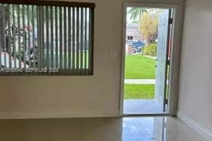 1150 Atlantic Shores Blvd, Hallandale Beach, FL 33009 - Photo 3